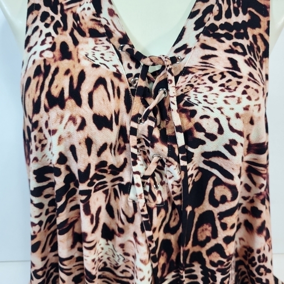 Jennifer Lopez Animal Print Sleeveless Blouse - Picture 3 of 7